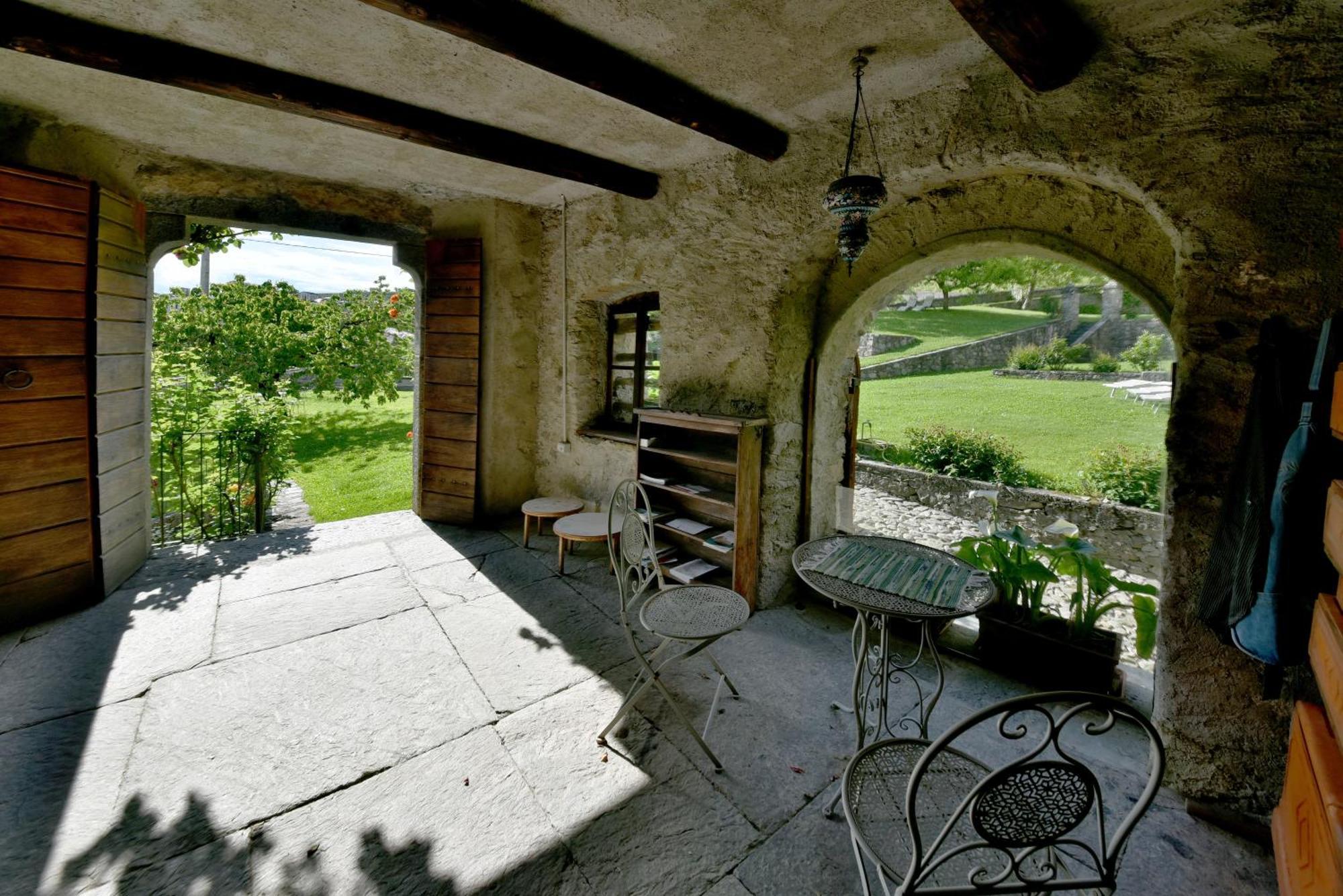 Il Drago Al Roseto Del Drago Villa San Bernardo  Buitenkant foto