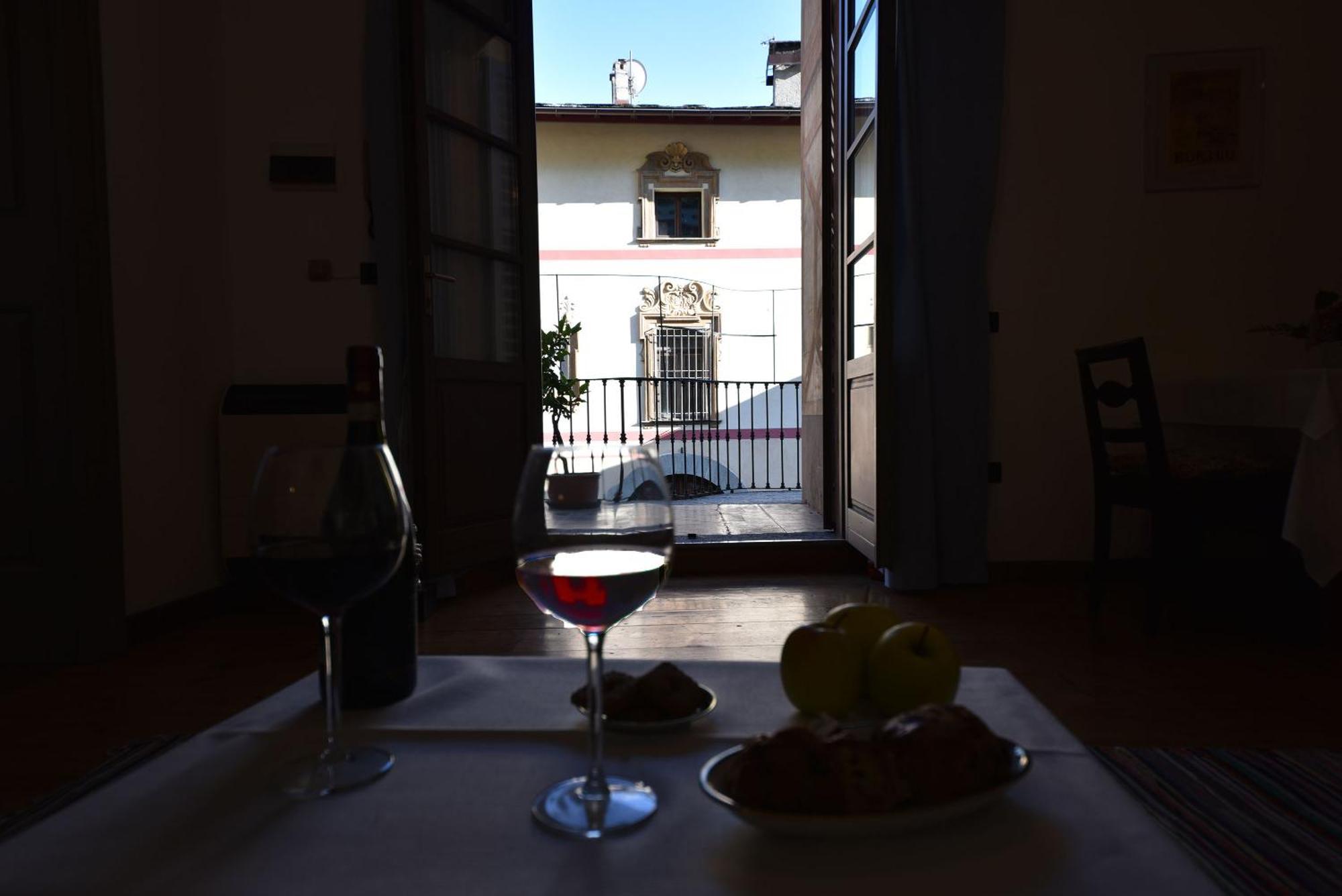 Il Drago Al Roseto Del Drago Villa San Bernardo  Buitenkant foto